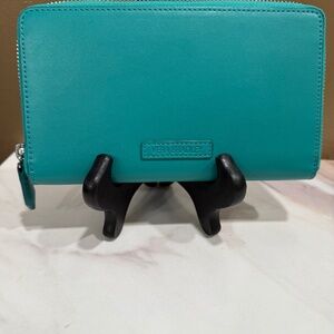 Vera Bradley teal zip wallet, Like new